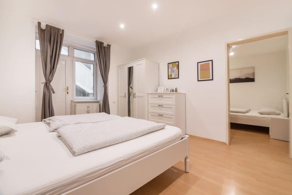 Spacious Central Apartment Vienna Esterno foto