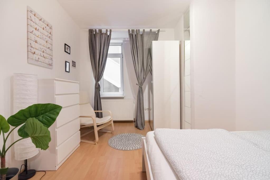 Spacious Central Apartment Vienna Esterno foto